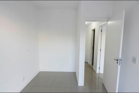 Apartamento à venda com 78m², 2 quartos e 1 vagaQuarto 2