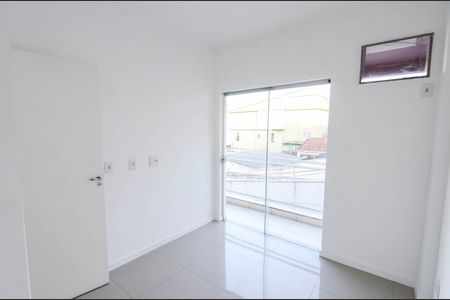 Apartamento à venda com 78m², 2 quartos e 1 vagaQuarto 2