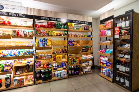 Apartamento à venda com 50m², 2 quartos e 1 vaga Apartamento à venda com 50m², 2 quartos e 1 vagaMini Mercado