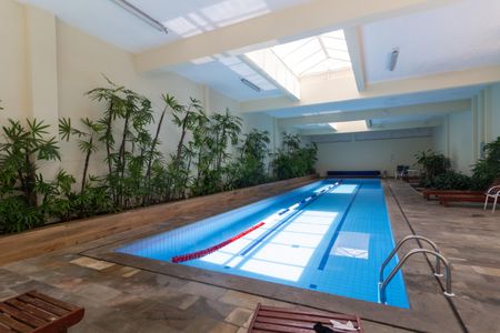 Apartamento à venda com 50m², 2 quartos e 1 vaga Apartamento à venda com 50m², 2 quartos e 1 vagaÁrea comum - Piscina