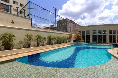 Apartamento à venda com 50m², 2 quartos e 1 vaga Apartamento à venda com 50m², 2 quartos e 1 vagaÁrea comum - Piscina