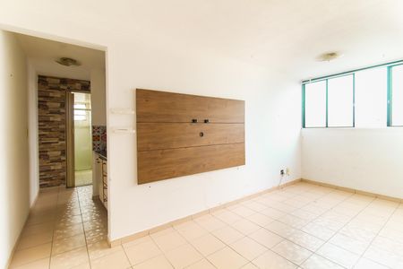 Sala de apartamento à venda com 3 quartos, 72m² em Itaquera, São Paulo