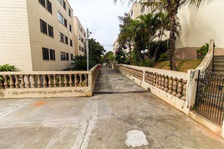 Apartamento à venda com 72m², 3 quartos e sem vagaÁrea comum