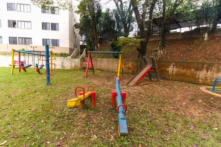 Apartamento à venda com 72m², 3 quartos e sem vagaÁrea comum