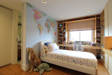 Apartamento à venda com 450m², 3 quartos e 6 vagasSuíte 2