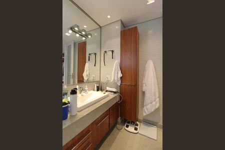 Apartamento à venda com 450m², 3 quartos e 6 vagasBanheiro da Suíte 3