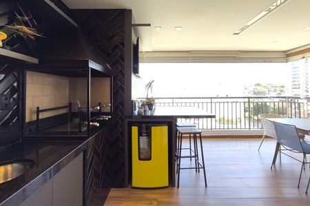 Apartamento à venda com 139m², 3 quartos e 3 vagas Apartamento à venda com 139m², 3 quartos e 3 vagasSacada