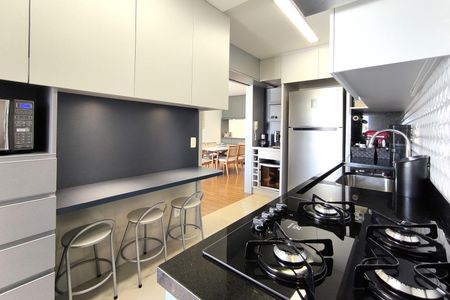 Apartamento à venda com 139m², 3 quartos e 3 vagas Apartamento à venda com 139m², 3 quartos e 3 vagasCozinha