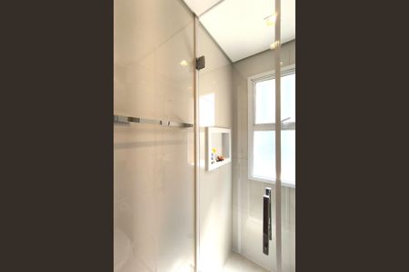 Apartamento à venda com 139m², 3 quartos e 3 vagas Apartamento à venda com 139m², 3 quartos e 3 vagasBanheiro da Suíte 2