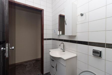 Casa à venda com 139m², 3 quartos e 1 vaga Casa à venda com 139m², 3 quartos e 1 vagaBanheiro 2