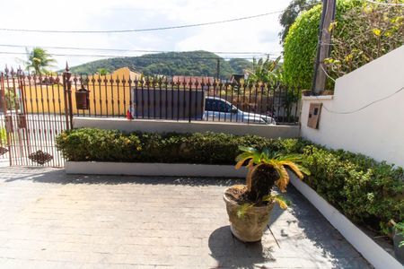 Vista da Sala de casa para alugar com 3 quartos, 402m² em Itaipu, Niterói