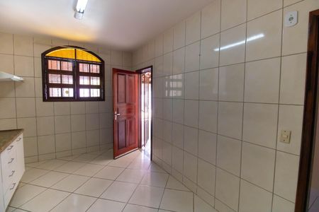 Casa para alugar com 402m², 3 quartos e 2 vagas Casa para alugar com 402m², 3 quartos e 2 vagasCozinha