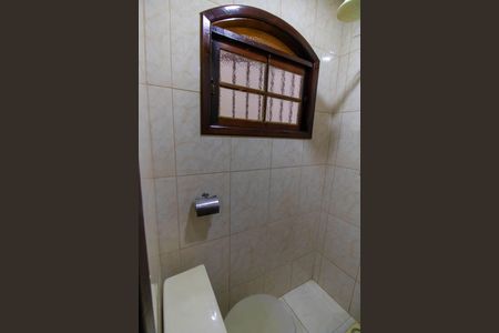Casa para alugar com 402m², 3 quartos e 2 vagas Casa para alugar com 402m², 3 quartos e 2 vagasBanheiro de Serviço