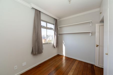 Apartamento para alugar com 108m², 3 quartos e 2 vagas Apartamento para alugar com 108m², 3 quartos e 2 vagasQuarto 2