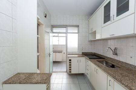 Apartamento para alugar com 108m², 3 quartos e 2 vagas Apartamento para alugar com 108m², 3 quartos e 2 vagasCozinha