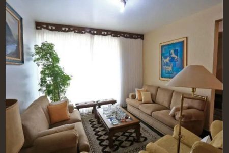 Casa à venda com 3 quartos, 177m² em Campo Belo, São Paulo