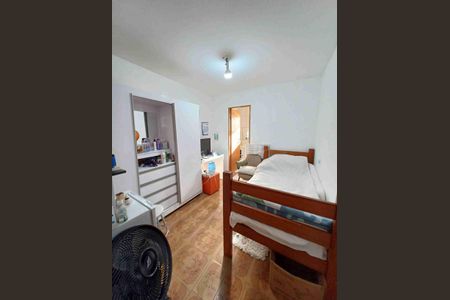 Casa à venda com 93m², 4 quartos e 2 vagas