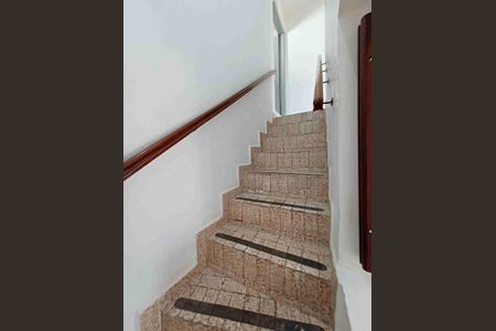 Casa à venda com 93m², 4 quartos e 2 vagas