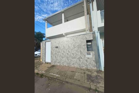 Casa à venda com 93m², 4 quartos e 2 vagas