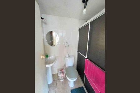 Casa à venda com 93m², 4 quartos e 2 vagas