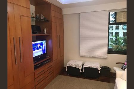 Apartamento à venda com 4 quartos, 180m² em Icaraí, Niterói