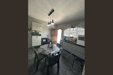 Casa à venda com 3 quartos, 462m² em Vila Bela, São Paulo