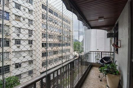 Apartamento à venda com 206m², 4 quartos e 3 vagas
