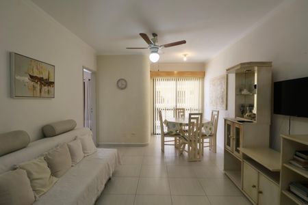 Sala de apartamento para alugar com 3 quartos, 90m² em Jardim Tres Marias, Guarujá