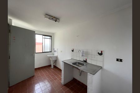 Apartamento à venda com 60m², 2 quartos e 1 vaga Apartamento à venda com 60m², 2 quartos e 1 vagaCozinha e Área de Serviço