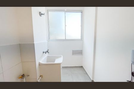 Apartamento à venda com 38m², 2 quartos e sem vaga Apartamento à venda com 38m², 2 quartos e sem vagaCozinha e Área de Serviço