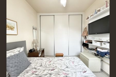 Apartamento à venda com 86m², 3 quartos e 2 vagasSuíte