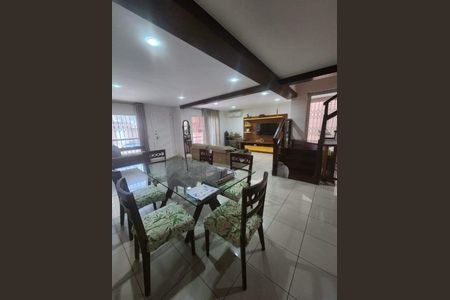 Casa à venda com 4 quartos, 357m² em Recreio dos Bandeirantes, Rio de Janeiro