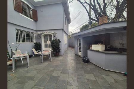 Casa à venda com 233m², 3 quartos e 3 vagas Casa à venda com 233m², 3 quartos e 3 vagasFoto 08