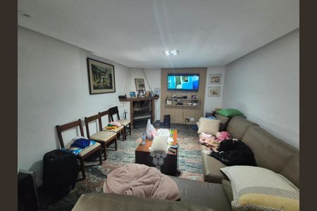 Casa à venda com 233m², 3 quartos e 3 vagas Casa à venda com 233m², 3 quartos e 3 vagasFoto 22
