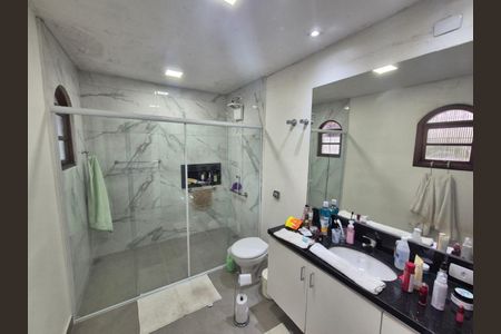 Casa à venda com 233m², 3 quartos e 3 vagas Casa à venda com 233m², 3 quartos e 3 vagasFoto 34