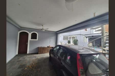 Casa à venda com 233m², 3 quartos e 3 vagas Casa à venda com 233m², 3 quartos e 3 vagasFoto 15