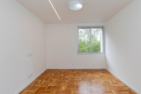 Apartamento à venda com 100m², 2 quartos e 1 vaga Apartamento à venda com 100m², 2 quartos e 1 vagaQuarto