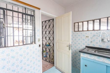 Casa à venda com 331m², 3 quartos e 4 vagasCasa 1 - Cozinha 