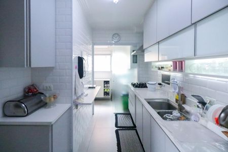 Apartamento à venda com 128m², 3 quartos e 3 vagas Apartamento à venda com 128m², 3 quartos e 3 vagasCozinha