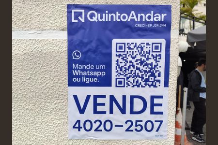 Apartamento à venda com 128m², 3 quartos e 3 vagas Apartamento à venda com 128m², 3 quartos e 3 vagasPlaca