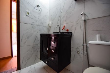 Apartamento à venda com 55m², 2 quartos e 2 vagas Apartamento à venda com 55m², 2 quartos e 2 vagasBanheiro