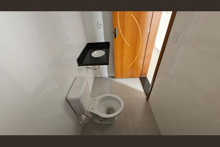 Apartamento à venda com 42m², 2 quartos e 1 vaga Apartamento à venda com 42m², 2 quartos e 1 vagaBanheiro