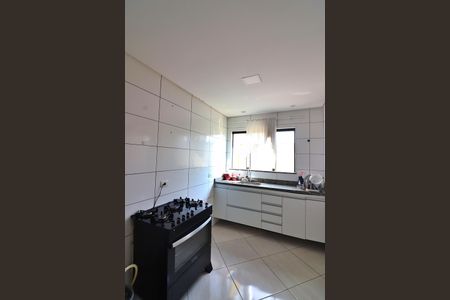 Sala/Cozinha de casa para alugar com 2 quartos, 90m² em Bairro dos Casa, São Bernardo do Campo