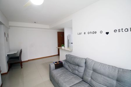 Apartamento à venda com 65m², 3 quartos e 1 vagaSala