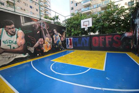 Apartamento à venda com 65m², 3 quartos e 1 vagaÁrea comum - Quadra esportiva