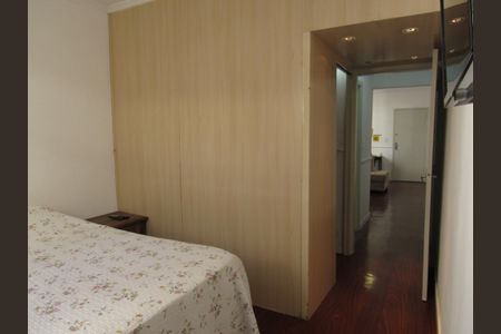 Quarto 1 de apartamento para alugar com 2 quartos, 67m² em Vila Osasco, Osasco