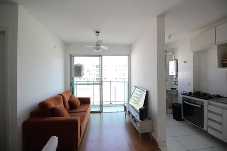 Sala de apartamento para alugar com 2 quartos, 47m² em Pechincha, Rio de Janeiro