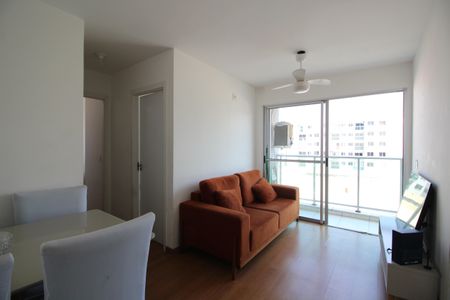 Sala de apartamento para alugar com 2 quartos, 47m² em Pechincha, Rio de Janeiro