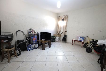 Casa à venda com 350m², 5 quartos e 4 vagas Casa à venda com 350m², 5 quartos e 4 vagasQuarto 4