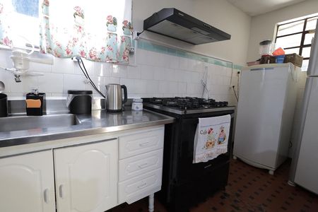 Casa à venda com 350m², 5 quartos e 4 vagas Casa à venda com 350m², 5 quartos e 4 vagasCozinha